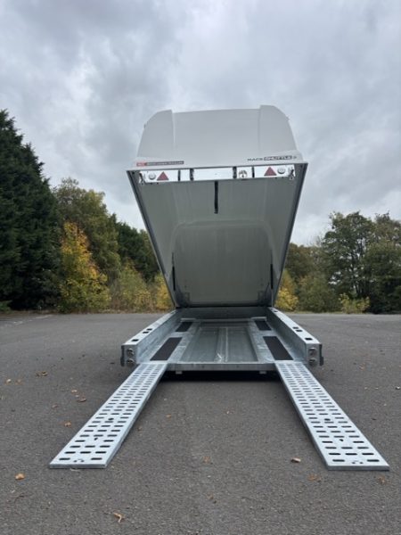 Brian James Trailers | Race Shuttle 3 | 4.70m x 1.95m | 3000kg